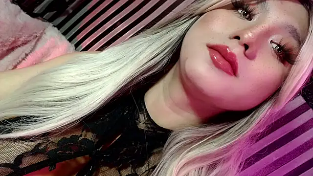 HoresCOCKLUCY 网络视讯表演
