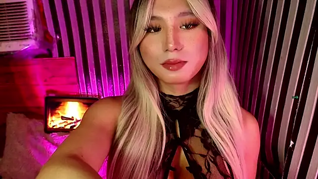 HoresCOCKLUCYn Webbikameraesitys