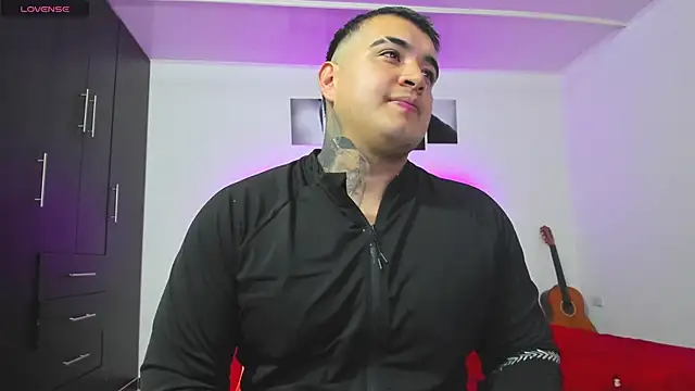 Webkamerová show thiago__cp01