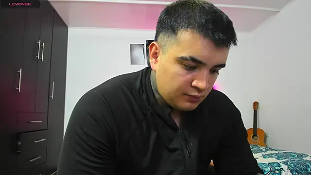 thiago__cp01 Adlı Modelin Web Kamerası Şovu