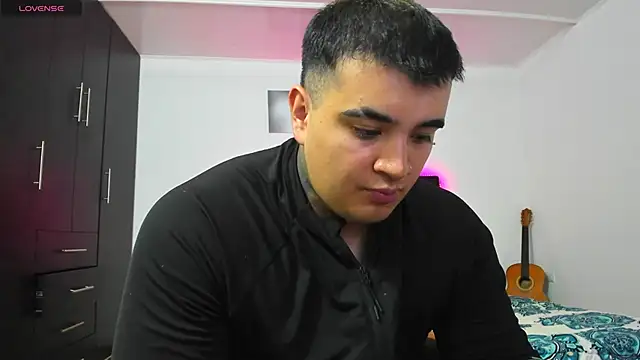 thiago__cp01 Show Webcam