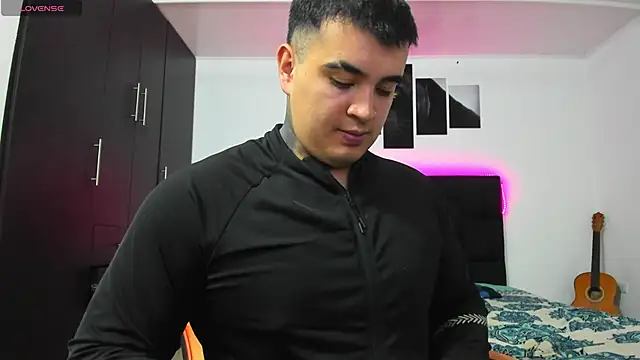 thiago__cp01 网络视讯表演