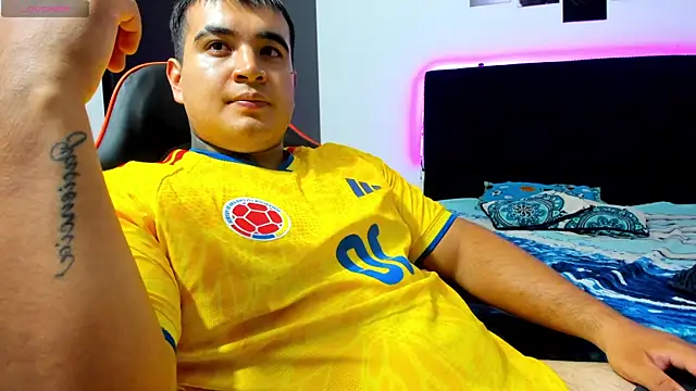 thiago__cp01n Webbikameraesitys