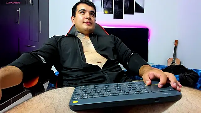 thiago__cp01 Adlı Modelin Web Kamerası Şovu