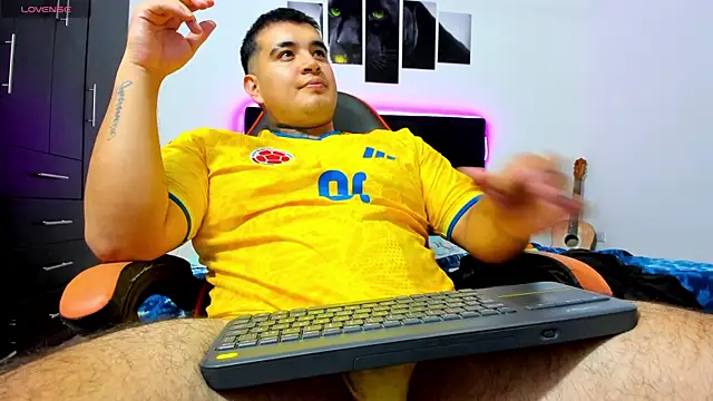 thiago__cp01's Webcam Show