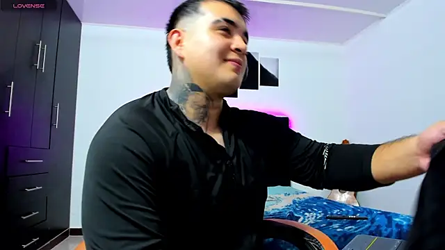 Chat +18 de thiago__cp01 ao vivo