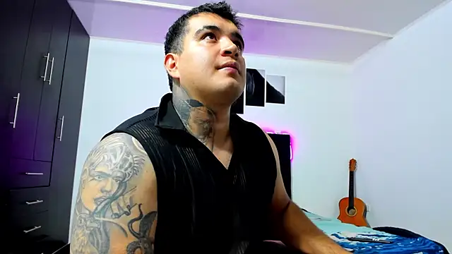 thiago__cp01's Webcam Show
