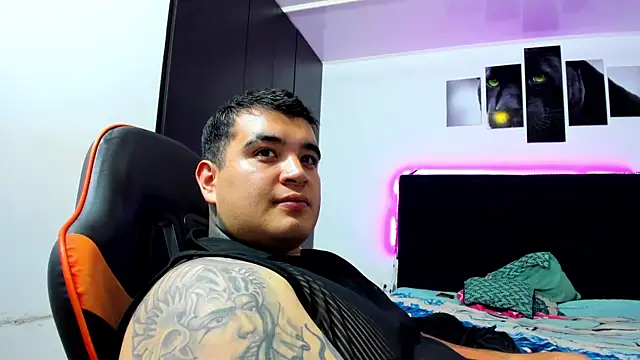 thiago__cp01's Webcam Show