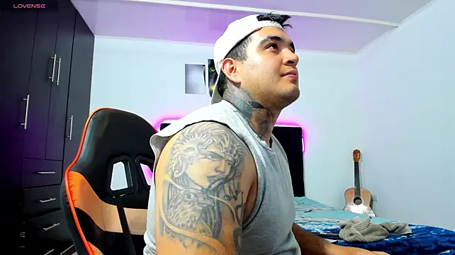 thiago__cp01 Show Webcam