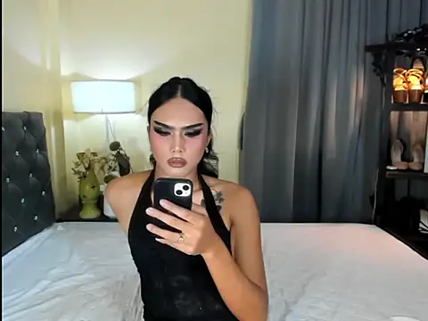 Ms_Kendal Webcam show