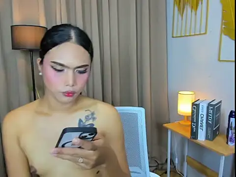 Ms_Kendal Pertunjukan Webcam