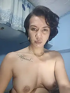 manilafoxts' Webcam Show