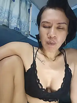 manilafoxts' Webcam Show