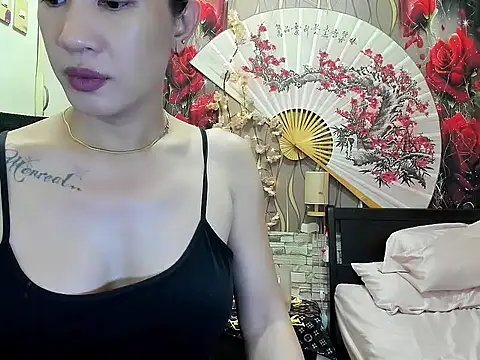 manilafoxts Show in webcam