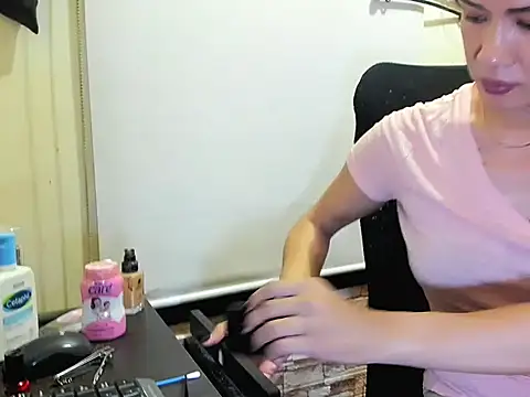 manilafoxts' Webcam Show
