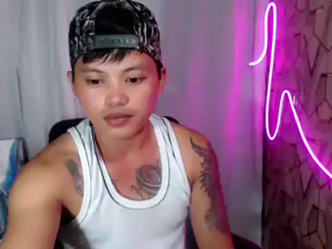 urhot_fucker999 Webcam-Show