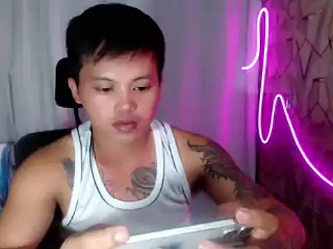 urhot_fucker999's Webcam Show
