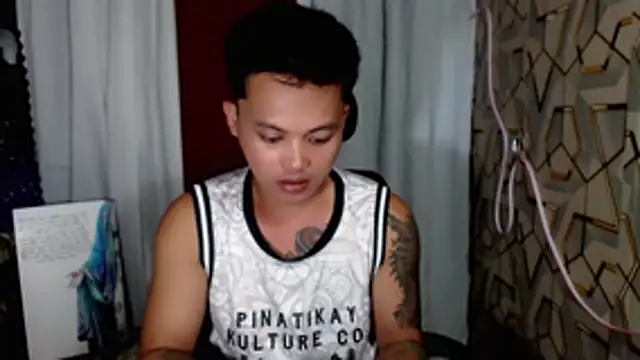 urhot_fucker999's Webcam Show
