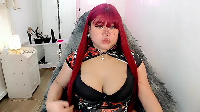 Show modela Goddes12inchTS na web-kameri