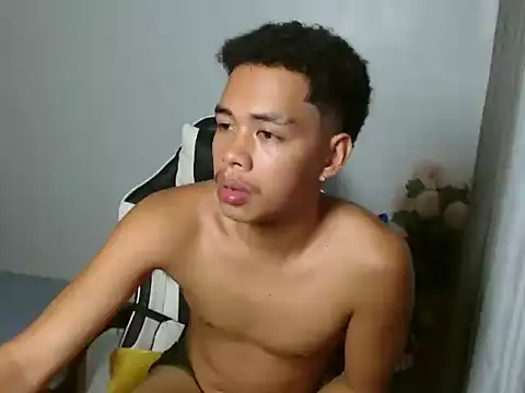 curlyasian_njxx: вебкам-шоу