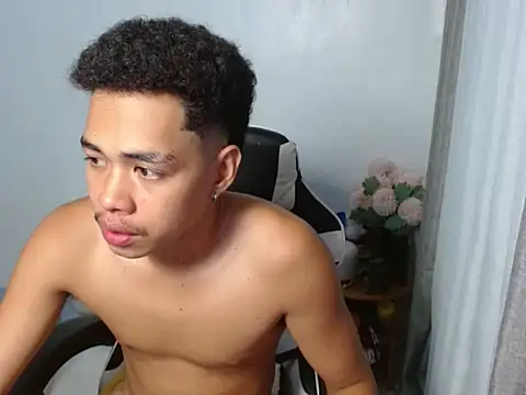 curlyasian_njxx Pertunjukan Webcam