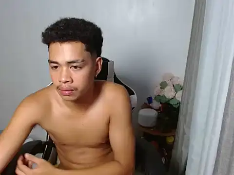 Show Webcam de curlyasian_njxx