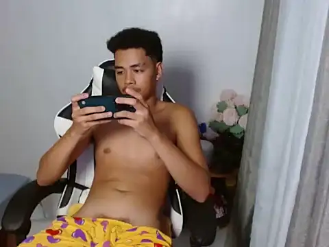 curlyasian_njxx Pertunjukan Webcam