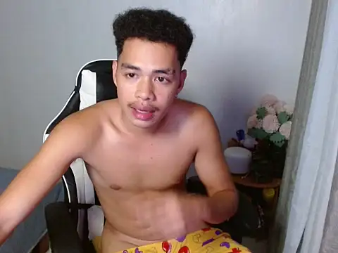 curlyasian_njxx Pertunjukan Webcam