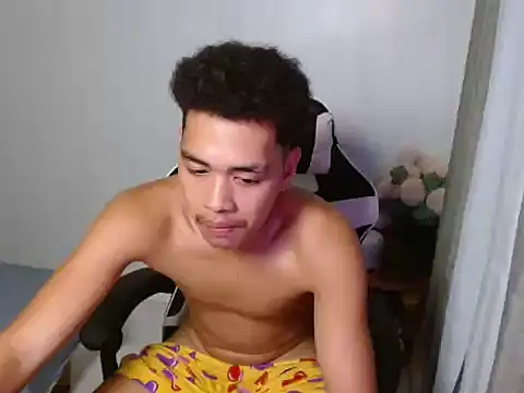 curlyasian_njxx Pertunjukan Webcam