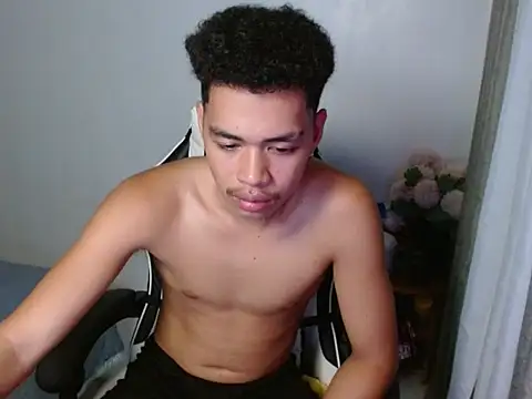 curlyasian_njxx Pertunjukan Webcam
