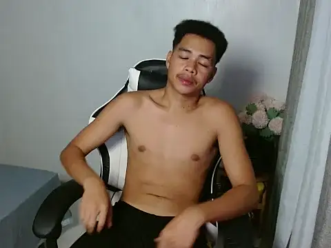 curlyasian_njxx Pertunjukan Webcam