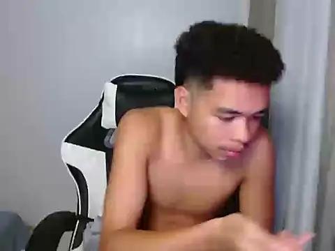 curlyasian_njxx Pertunjukan Webcam