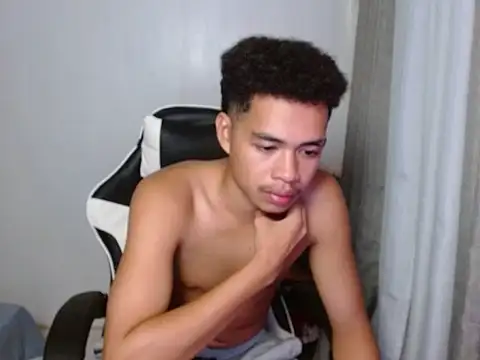 curlyasian_njxx Pertunjukan Webcam