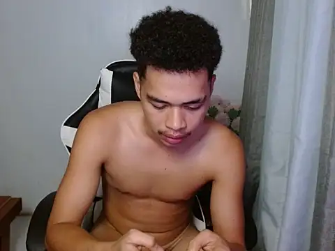 curlyasian_njxx Pertunjukan Webcam