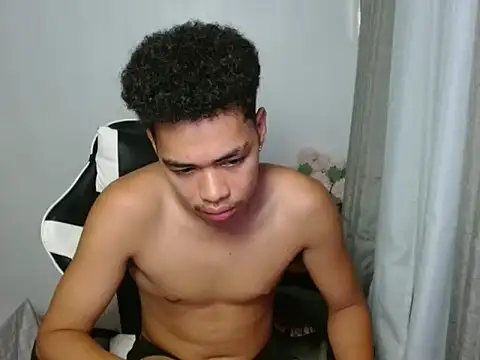 curlyasian_njxx Pertunjukan Webcam