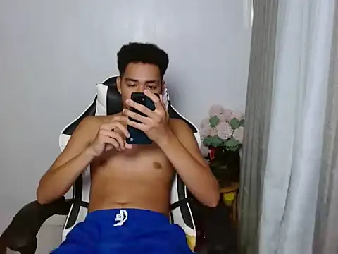 curlyasian_njxx Pertunjukan Webcam