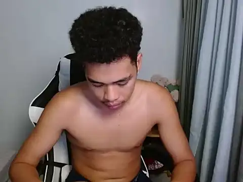 curlyasian_njxx Pertunjukan Webcam