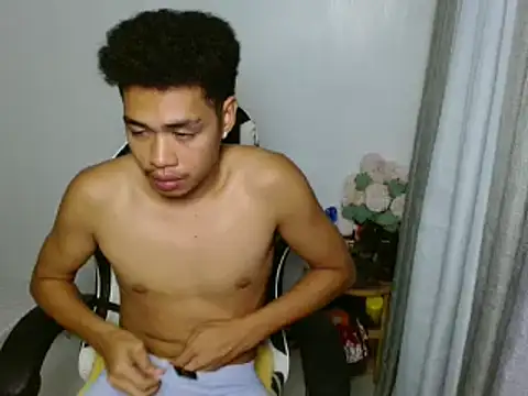 curlyasian_njxx Webcam-Show