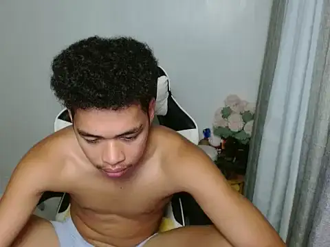 curlyasian_njxx Pertunjukan Webcam