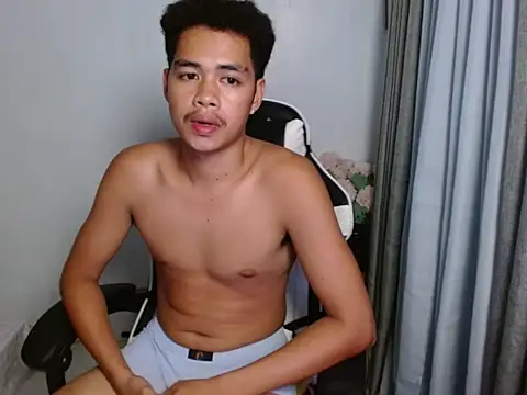 curlyasian_njxx Pertunjukan Webcam