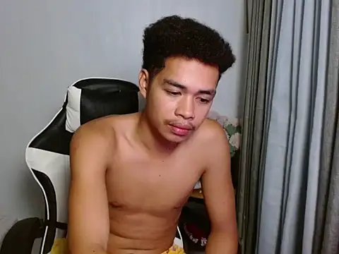 curlyasian_njxx Pertunjukan Webcam