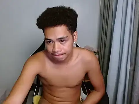 Show de curlyasian_njxx na webcam
