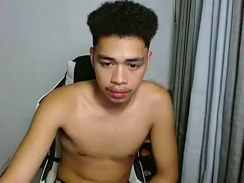 curlyasian_njxx Pertunjukan Webcam
