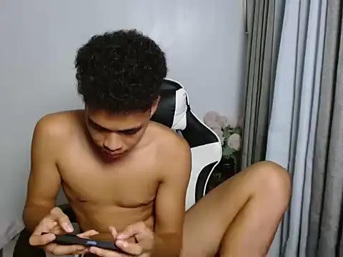 curlyasian_njxx Obrolan Langsung XXX