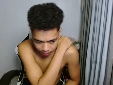 curlyasian_njxx Pertunjukan Webcam