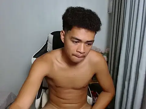 curlyasian_njxx Pertunjukan Webcam