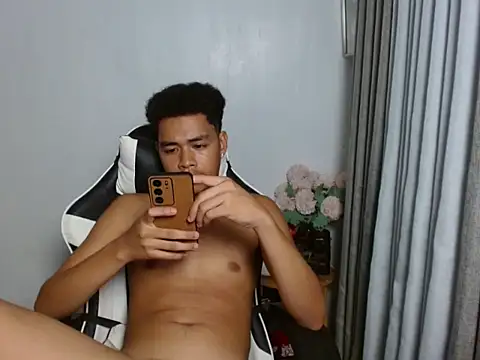 curlyasian_njxx Pertunjukan Webcam