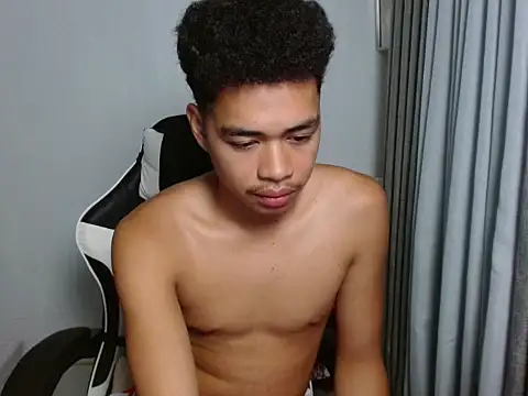 curlyasian_njxx Pertunjukan Webcam