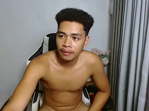 curlyasian_njxx Pertunjukan Webcam