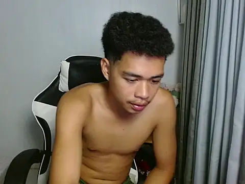 curlyasian_njxx Pertunjukan Webcam